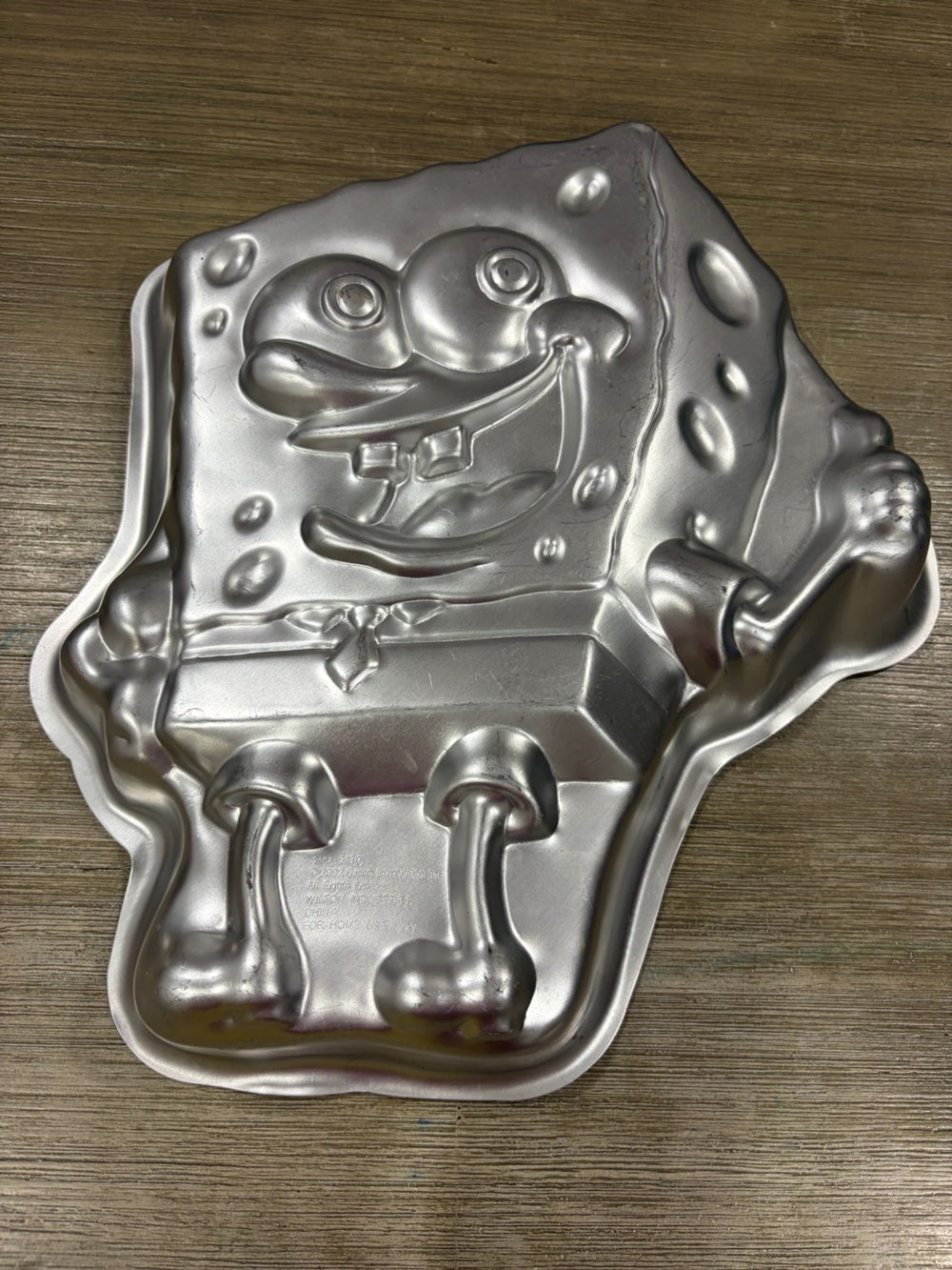 SpongeBob-Shaped cake baking mold